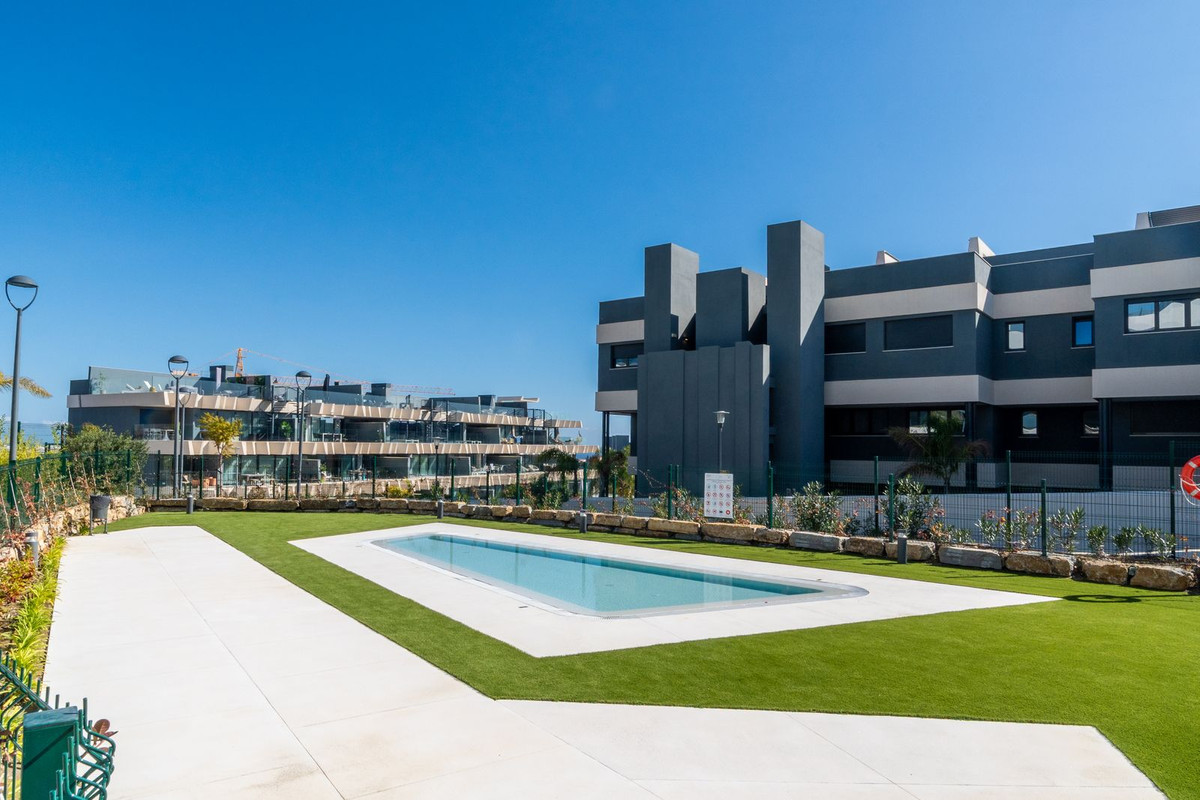 Appartement te koop in Estepona | 2 slaapkamers H5156251
