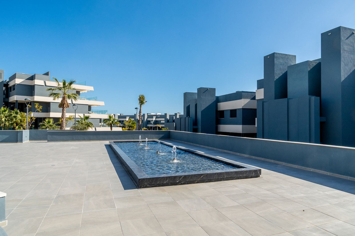 Appartement te koop in Estepona | 2 slaapkamers H5156251