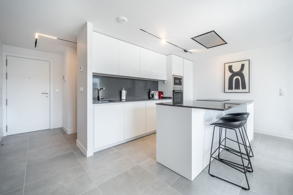 Appartement te koop in Estepona | 2 slaapkamers H5156251
