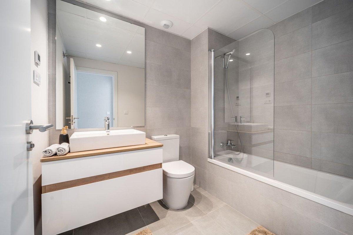 Appartement te koop in Estepona | 2 slaapkamers H5156251