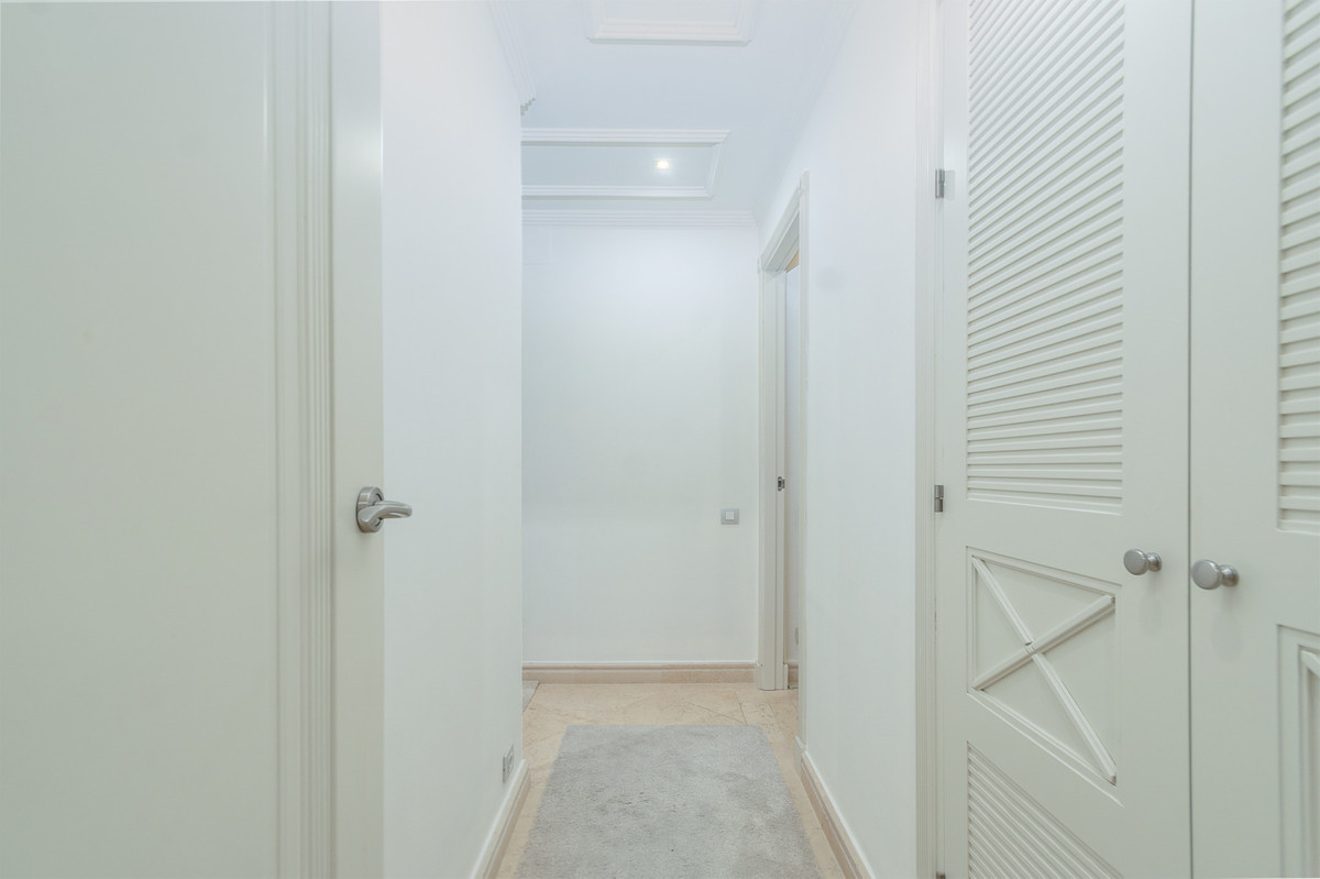 Appartement te koop in Estepona | 3 slaapkamers H5159005