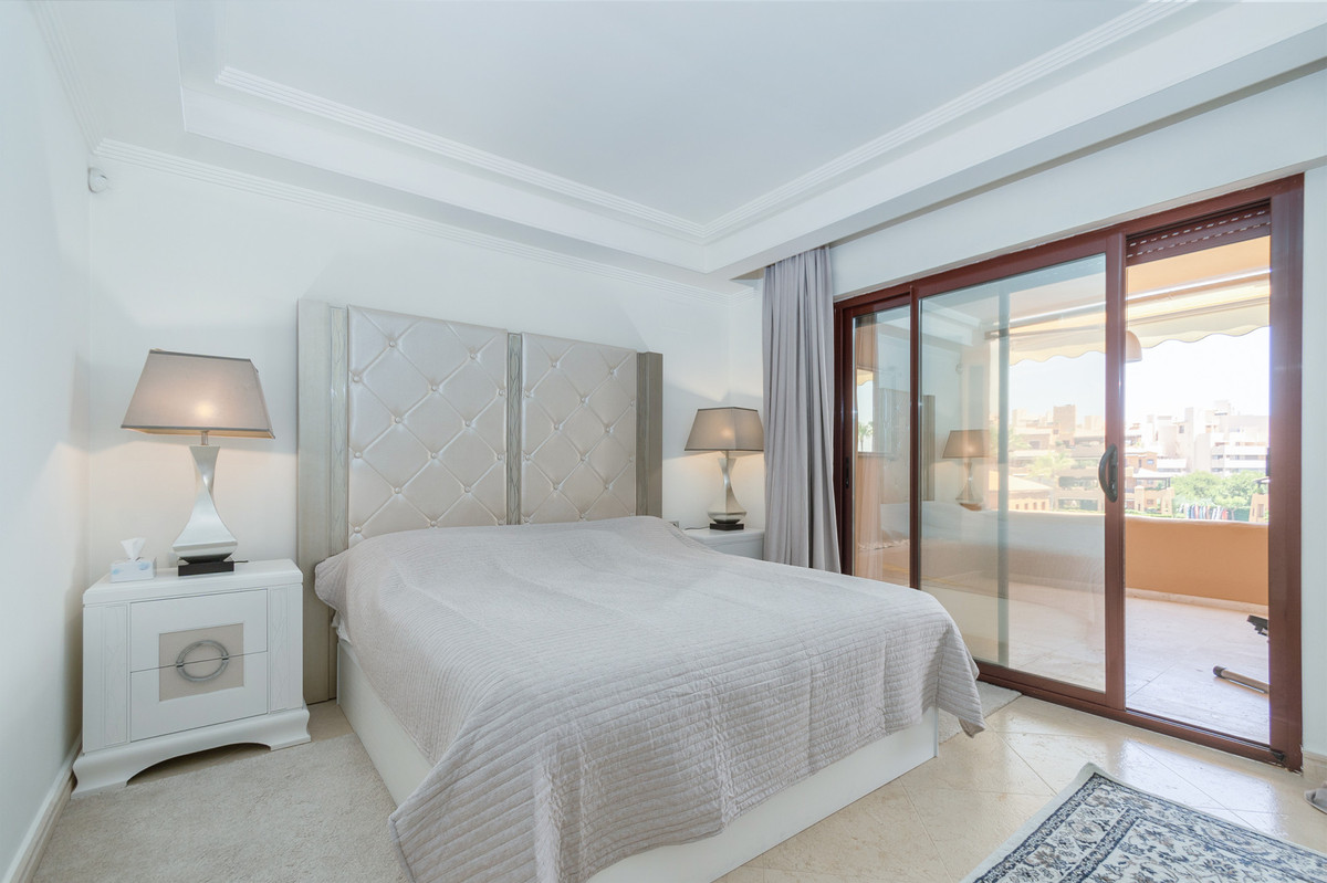 Appartement te koop in Estepona | 3 slaapkamers H5159005