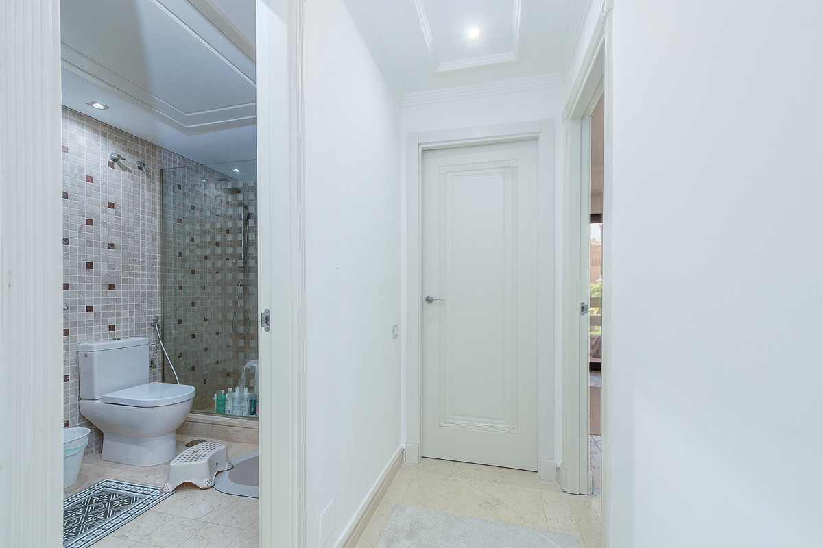 Appartement te koop in Estepona | 3 slaapkamers H5159005