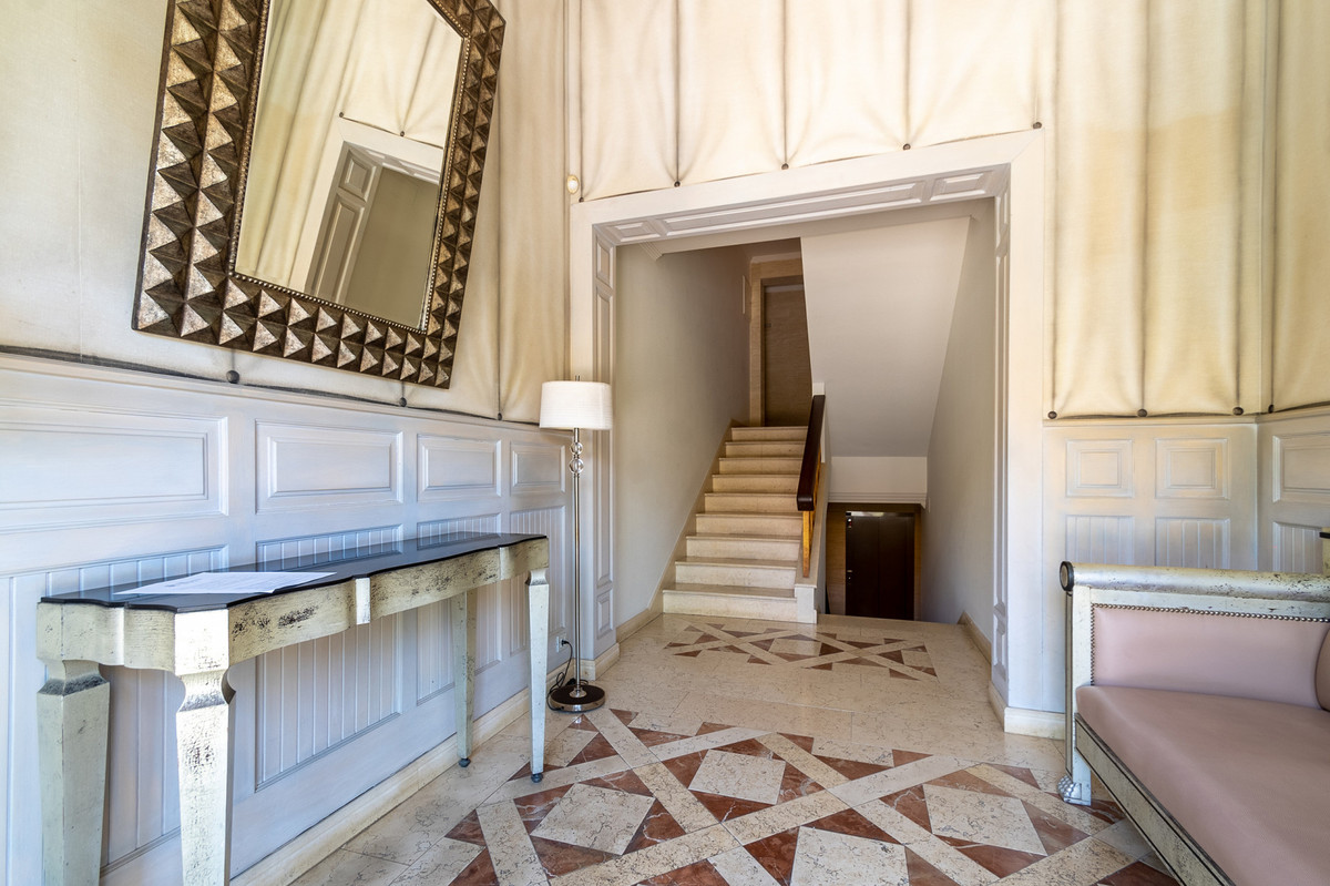 Appartement te koop in Estepona | 3 slaapkamers H5159005