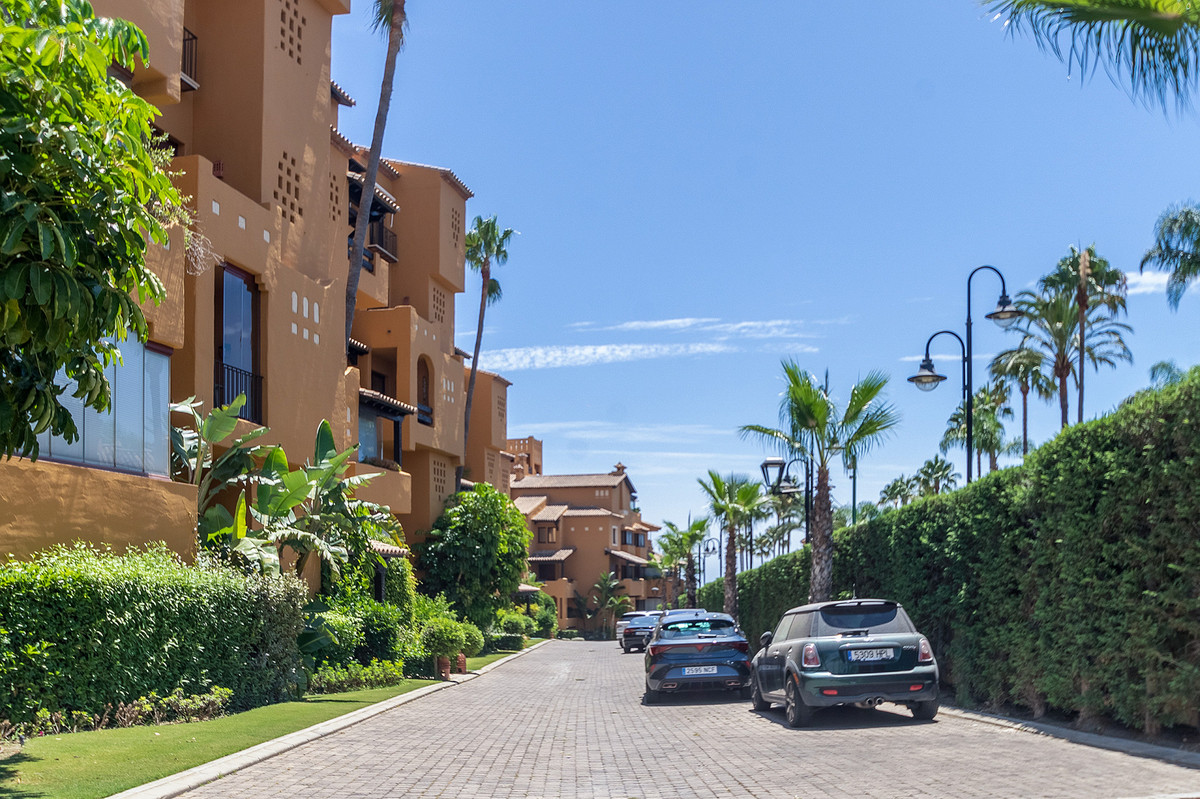 Appartement te koop in Estepona | 3 slaapkamers H5159005