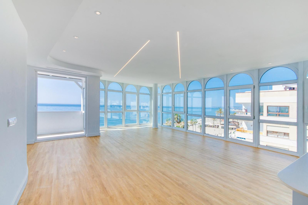 Penthouse te koop in Estepona | 3 slaapkamers H5159074