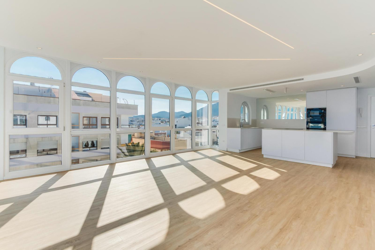 Penthouse te koop in Estepona | 3 slaapkamers H5159074