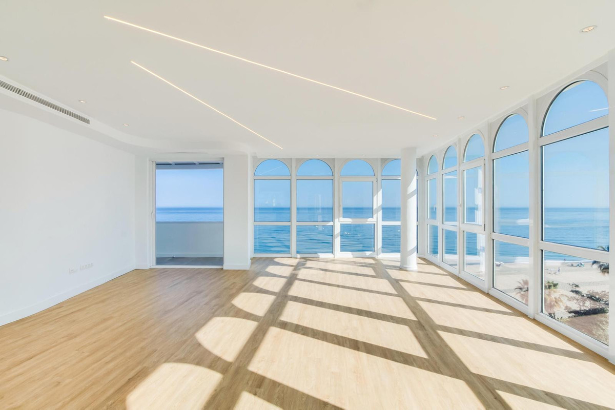 Penthouse te koop in Estepona | 3 slaapkamers H5159074