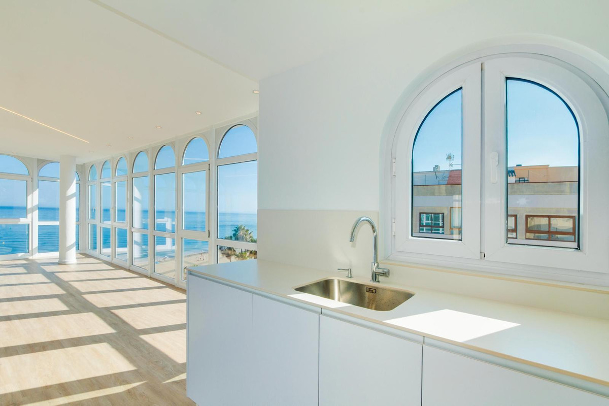 Penthouse te koop in Estepona | 3 slaapkamers H5159074