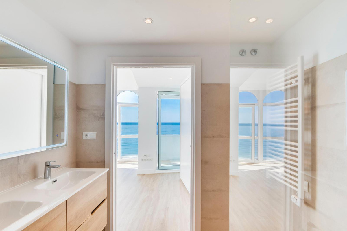 Penthouse te koop in Estepona | 3 slaapkamers H5159074