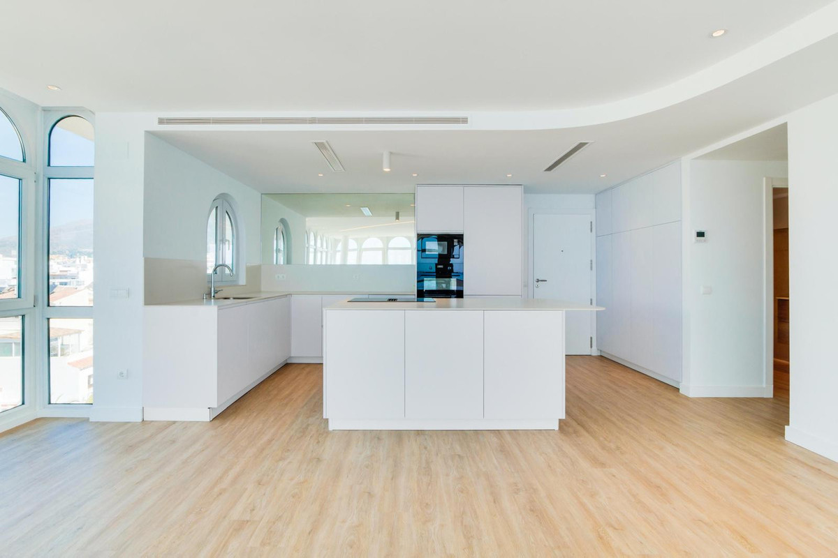 Penthouse te koop in Estepona | 3 slaapkamers H5159074
