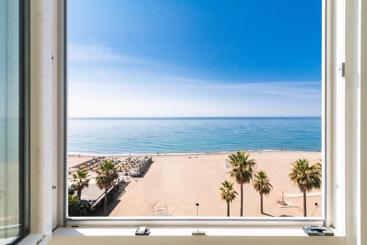 Penthouse te koop in Estepona | 3 slaapkamers H5159074