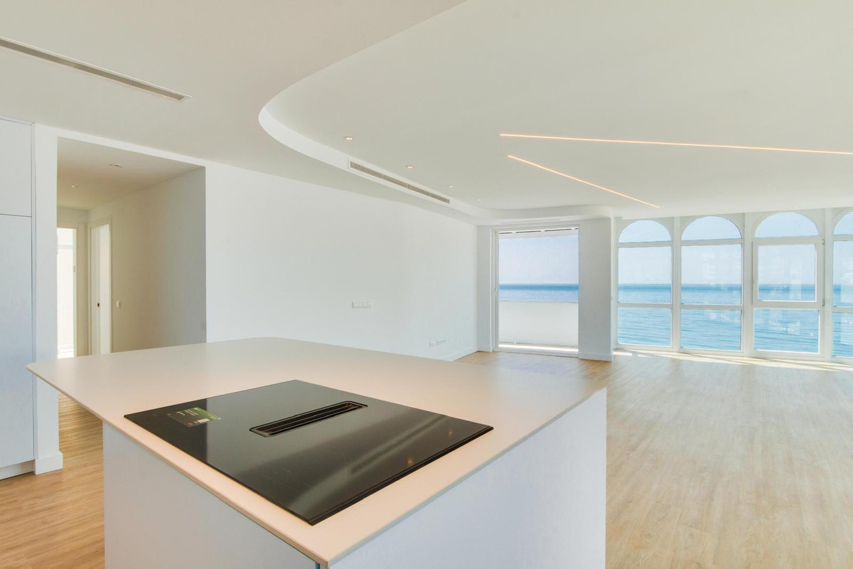 Penthouse te koop in Estepona | 3 slaapkamers H5159074