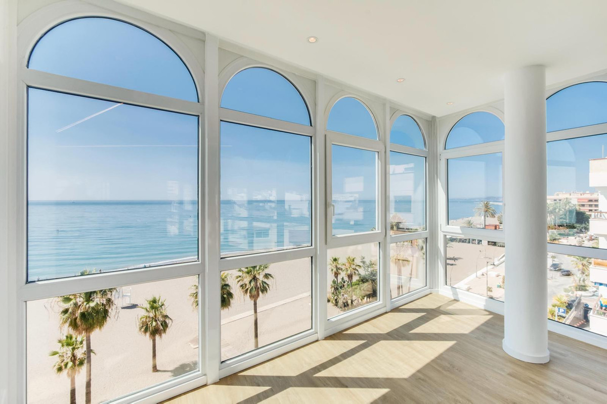 Penthouse te koop in Estepona | 3 slaapkamers H5159074