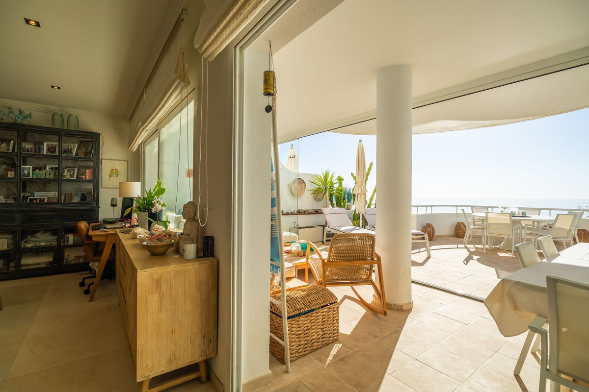Penthouse te koop in Estepona | 3 slaapkamers H5159263