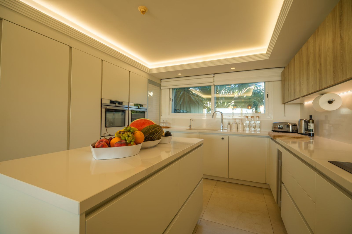 Penthouse te koop in Estepona | 3 slaapkamers H5159263