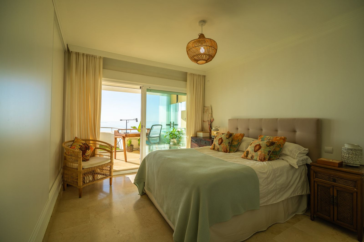 Penthouse te koop in Estepona | 3 slaapkamers H5159263