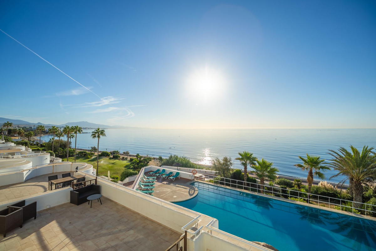 Penthouse te koop in Estepona | 3 slaapkamers H5159263