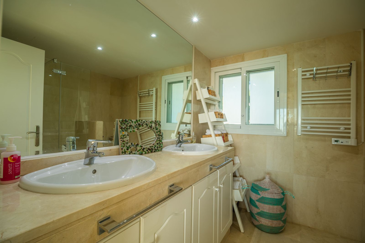 Penthouse te koop in Estepona | 3 slaapkamers H5159263