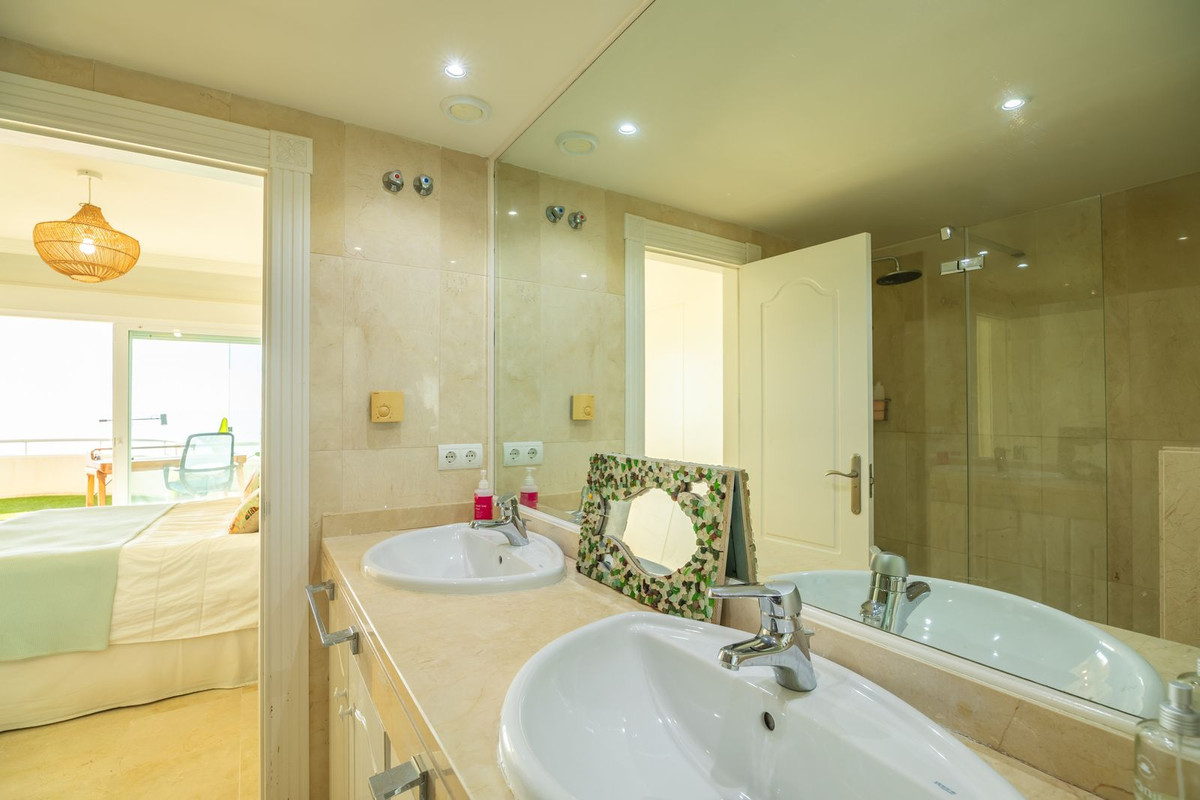 Penthouse te koop in Estepona | 3 slaapkamers H5159263