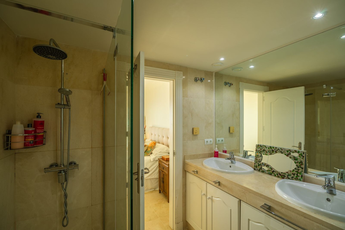 Penthouse te koop in Estepona | 3 slaapkamers H5159263