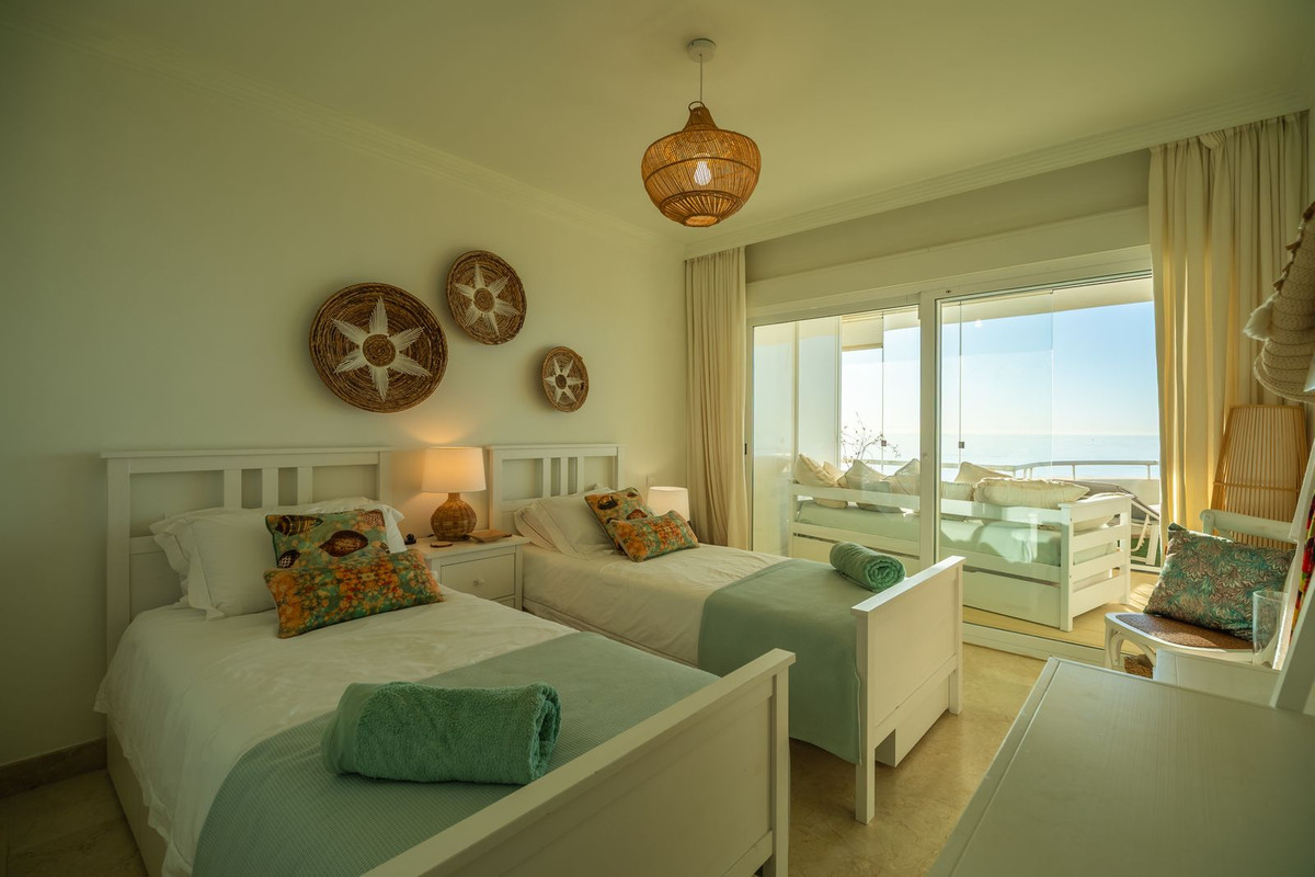 Penthouse te koop in Estepona | 3 slaapkamers H5159263