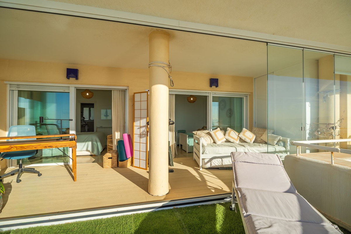 Penthouse te koop in Estepona | 3 slaapkamers H5159263