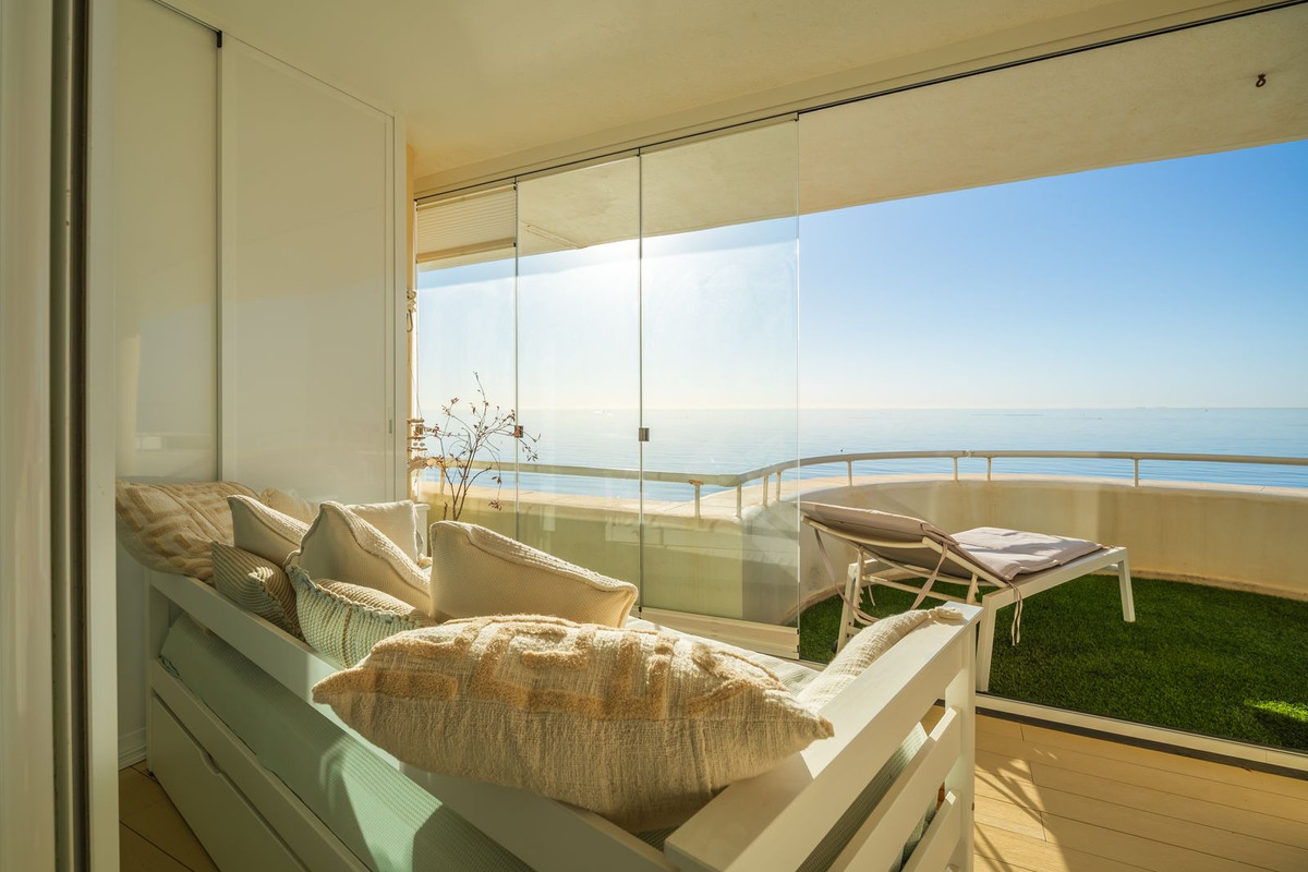 Penthouse te koop in Estepona | 3 slaapkamers H5159263