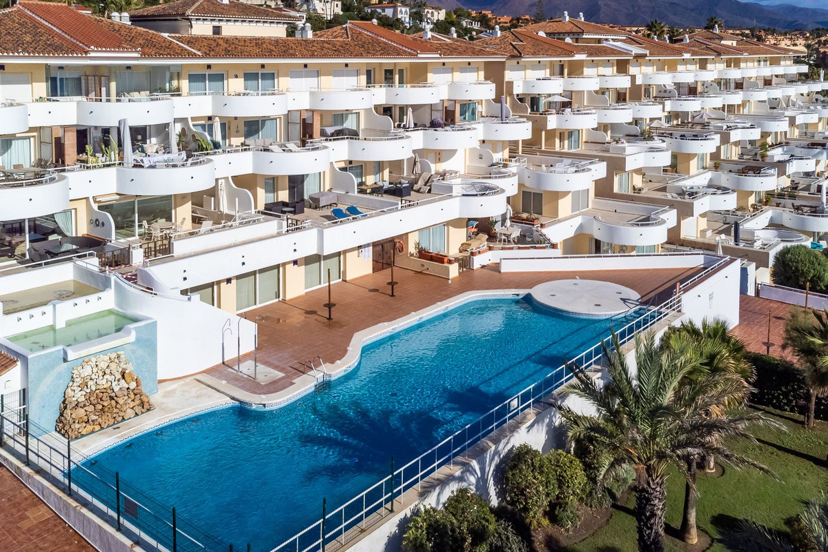 Penthouse te koop in Estepona | 3 slaapkamers H5159263
