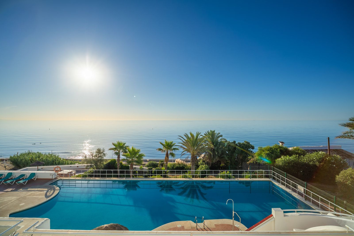 Penthouse te koop in Estepona | 3 slaapkamers H5159263
