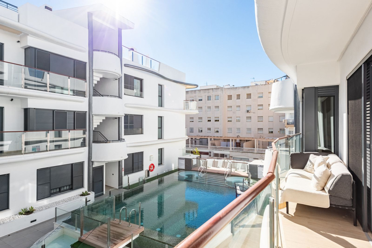 Appartement te koop in Estepona | 4 slaapkamers H5159548