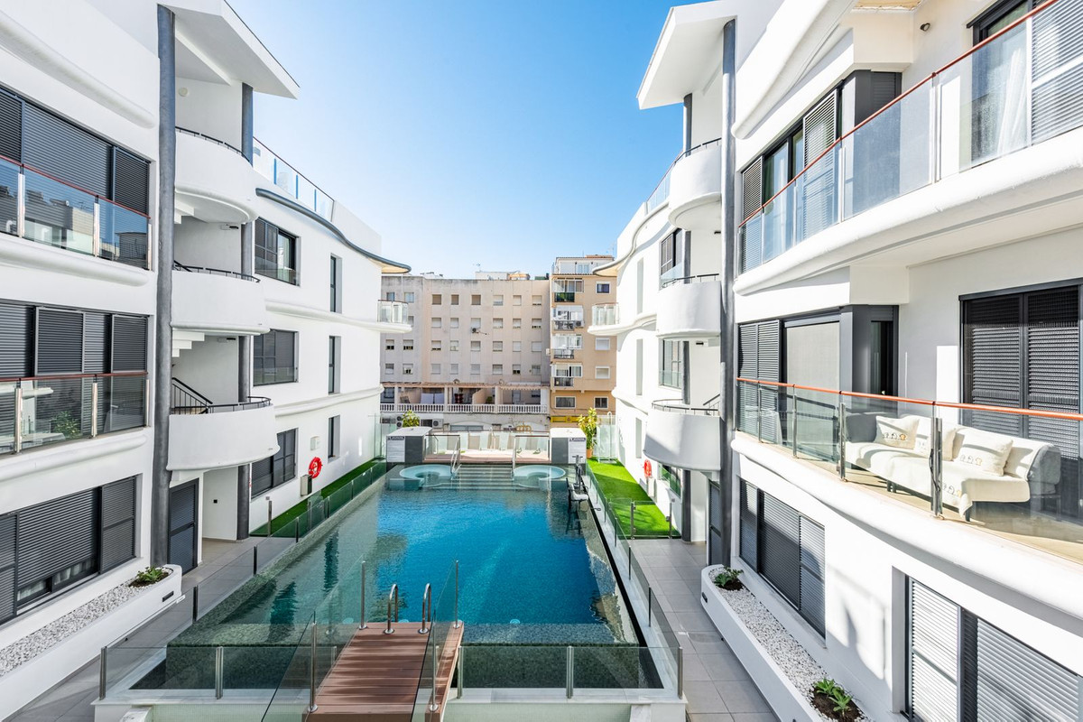 Appartement te koop in Estepona | 4 slaapkamers H5159548