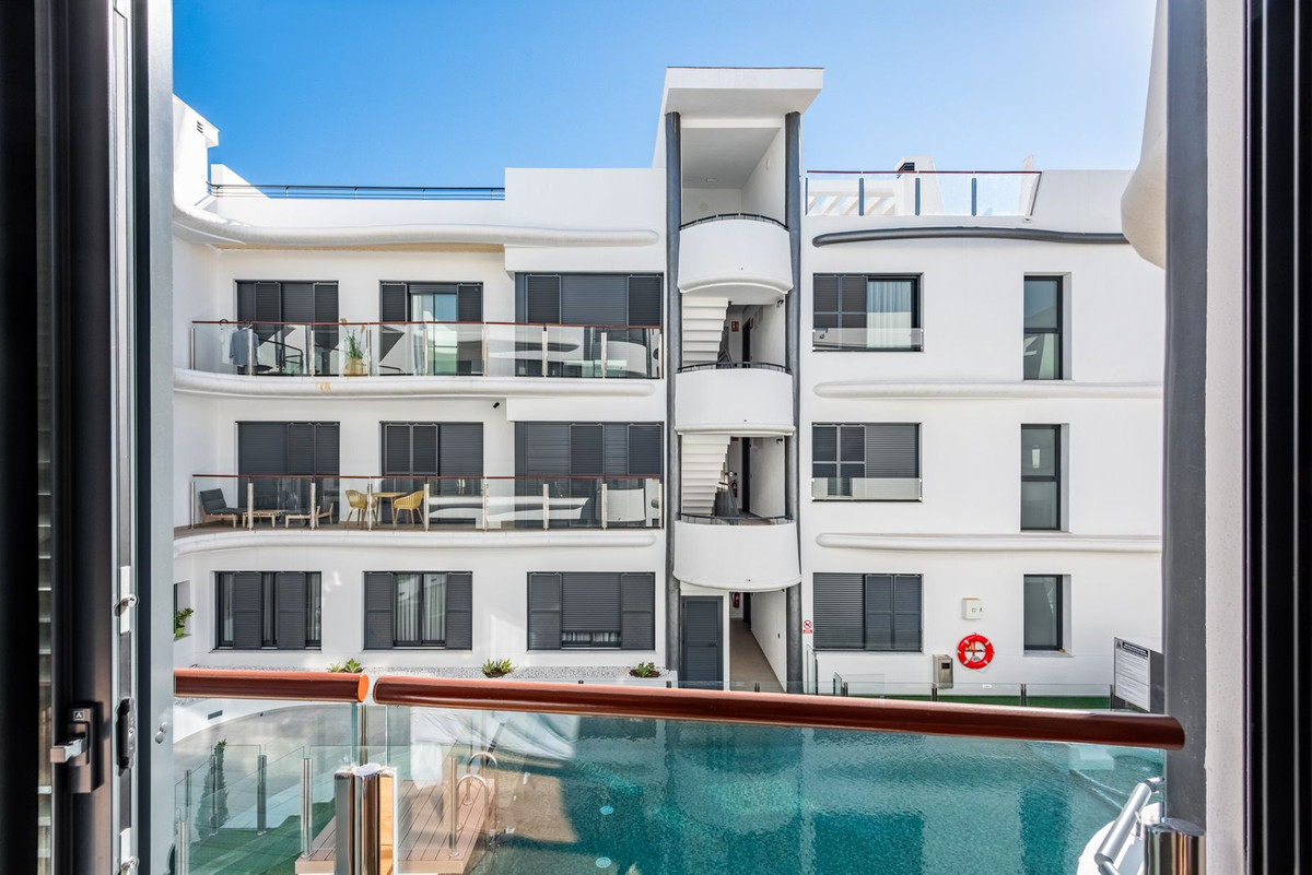 Appartement te koop in Estepona | 4 slaapkamers H5159548