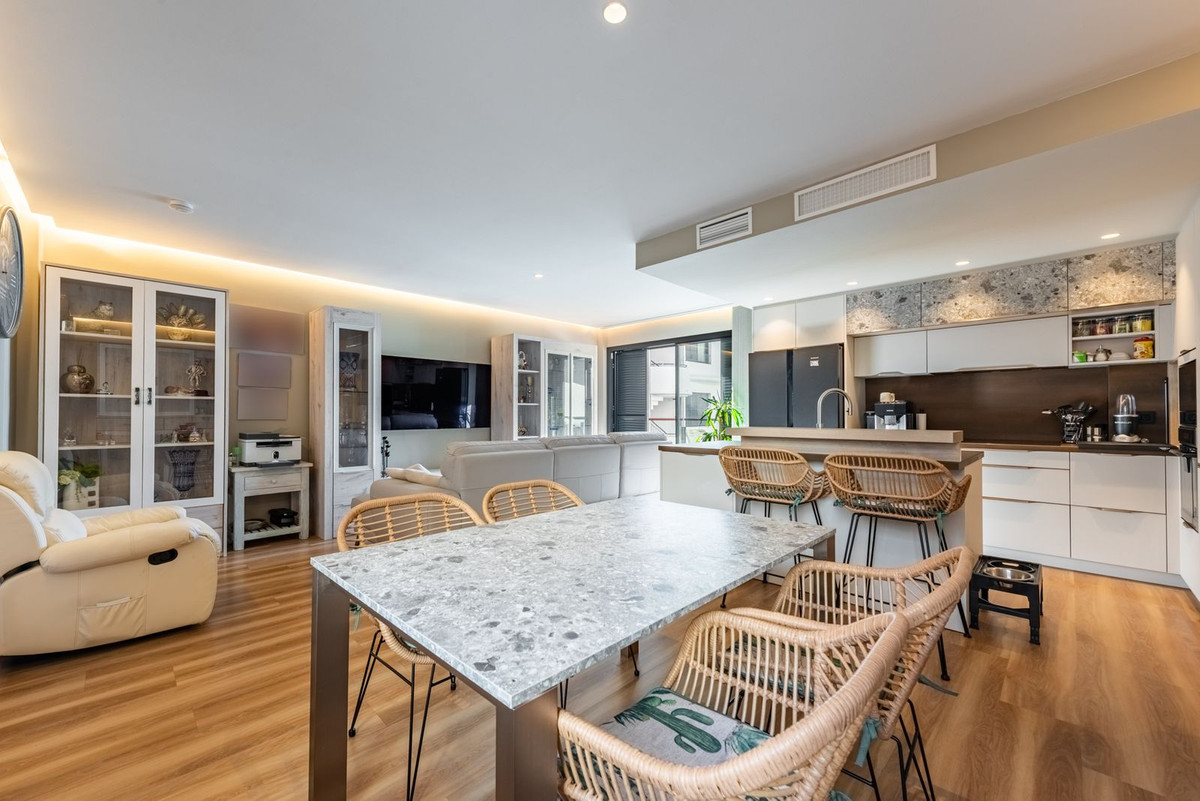 Appartement te koop in Estepona | 4 slaapkamers H5159548
