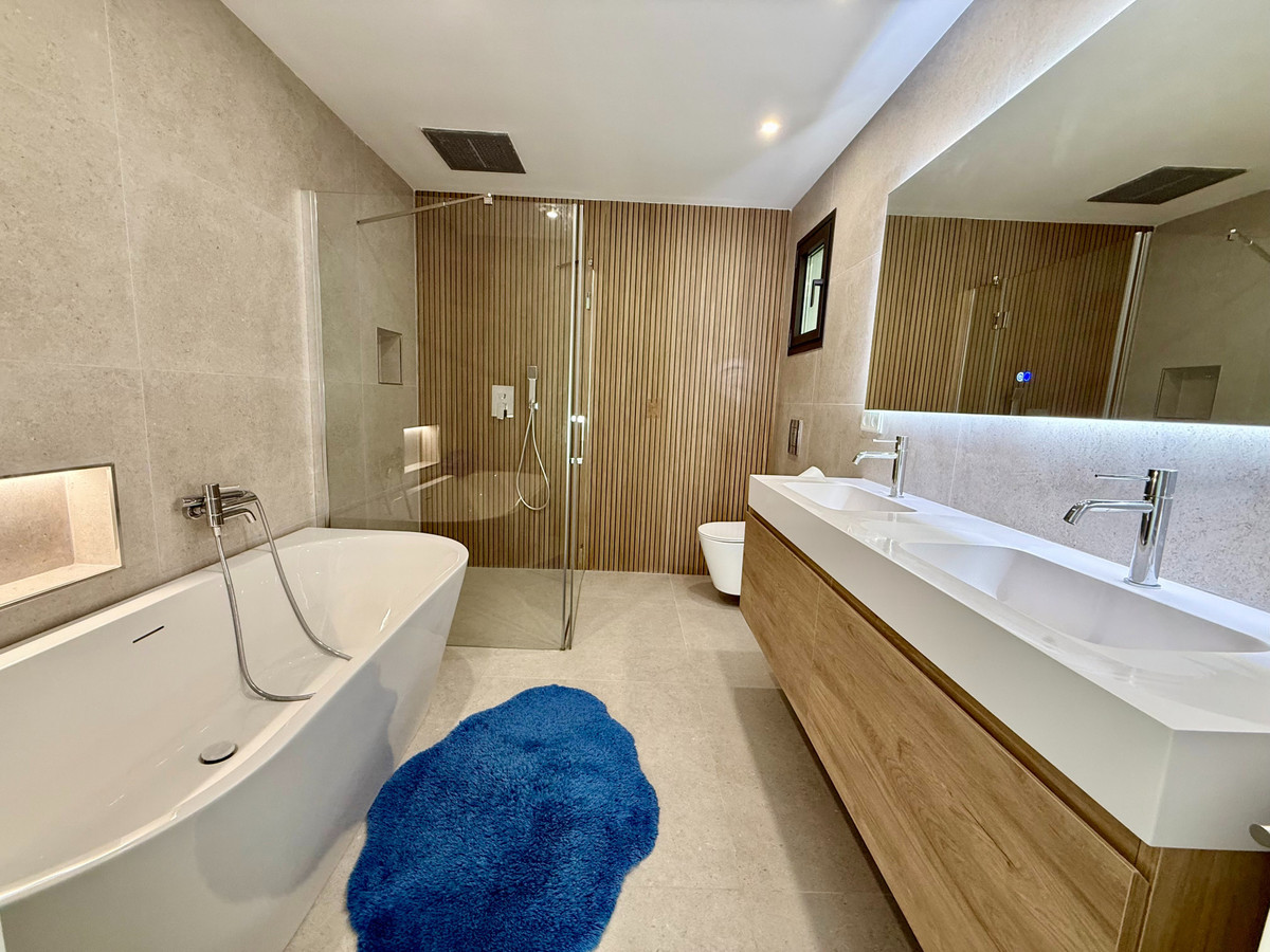 Appartement te koop in Estepona | 3 slaapkamers H5159776