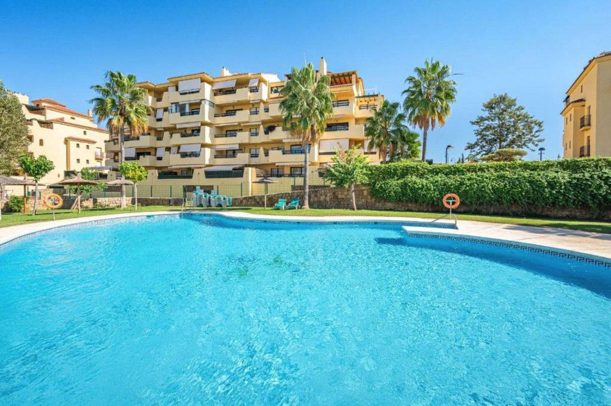 Appartement te koop in Estepona | 2 slaapkamers H5160181