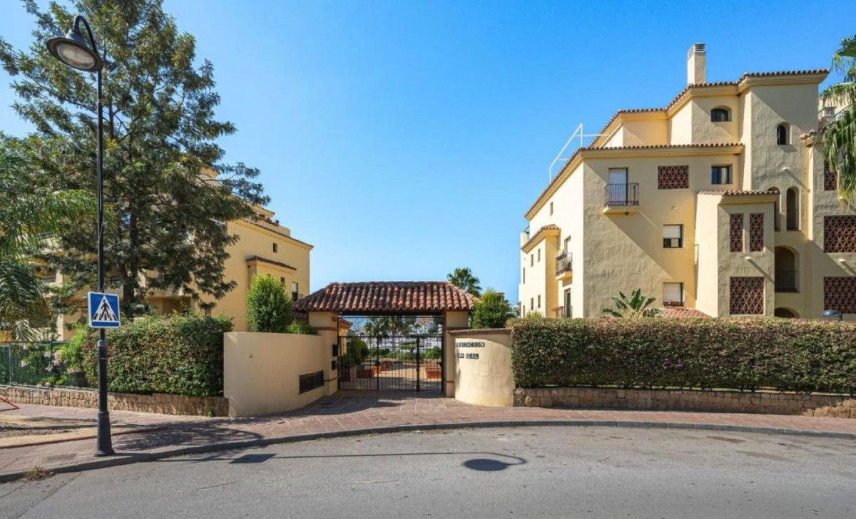 Appartement te koop in Estepona | 2 slaapkamers H5160181
