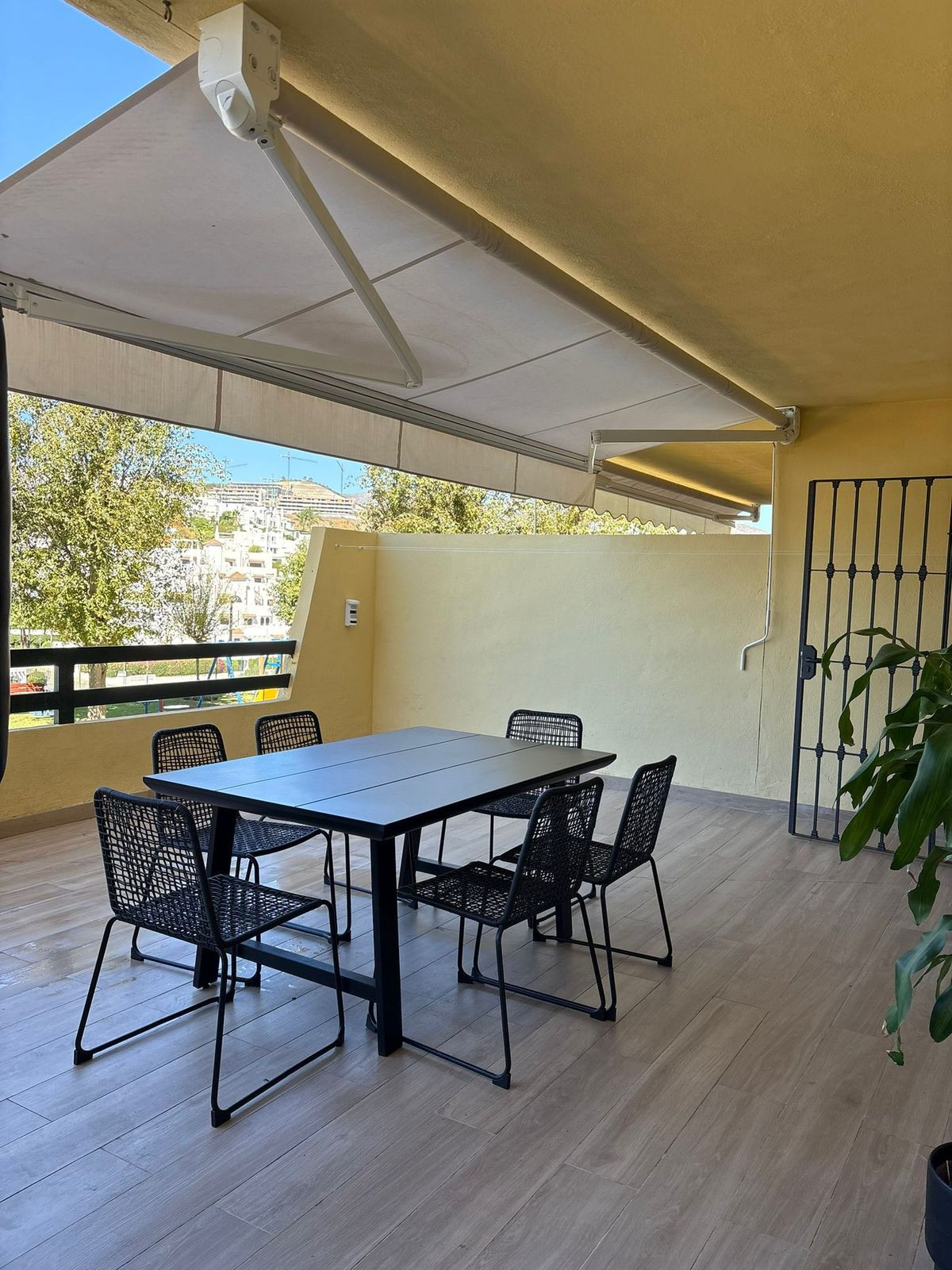 Appartement te koop in Estepona | 2 slaapkamers H5160181