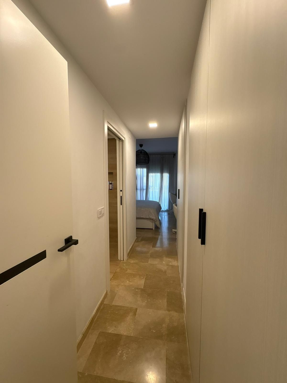 Appartement te koop in Estepona | 2 slaapkamers H5160181