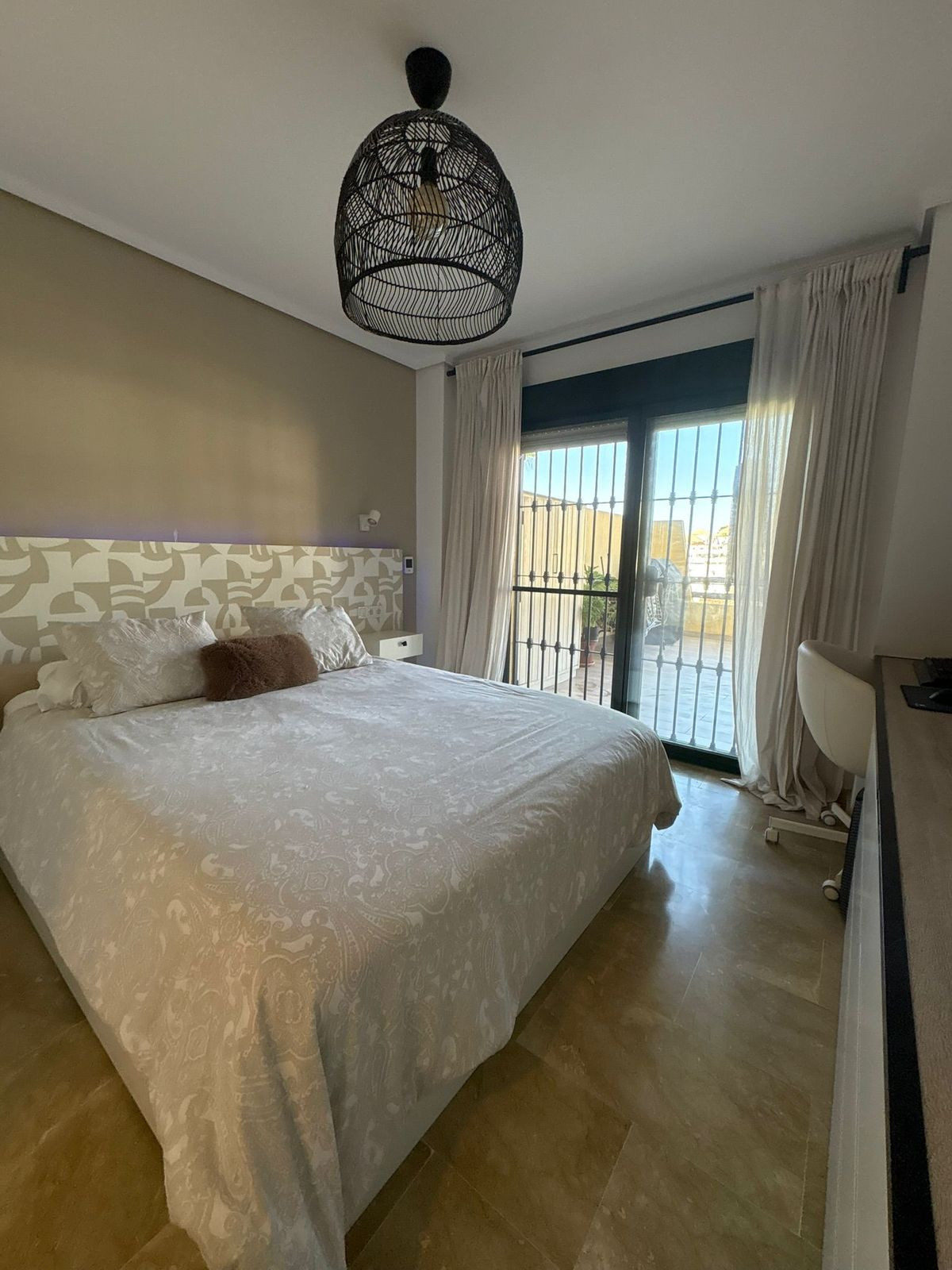 Appartement te koop in Estepona | 2 slaapkamers H5160181