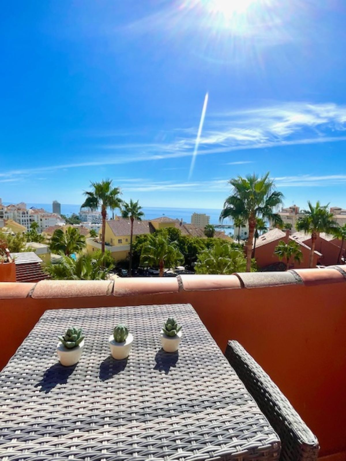 Appartement te koop in Estepona | 3 slaapkamers H5160226