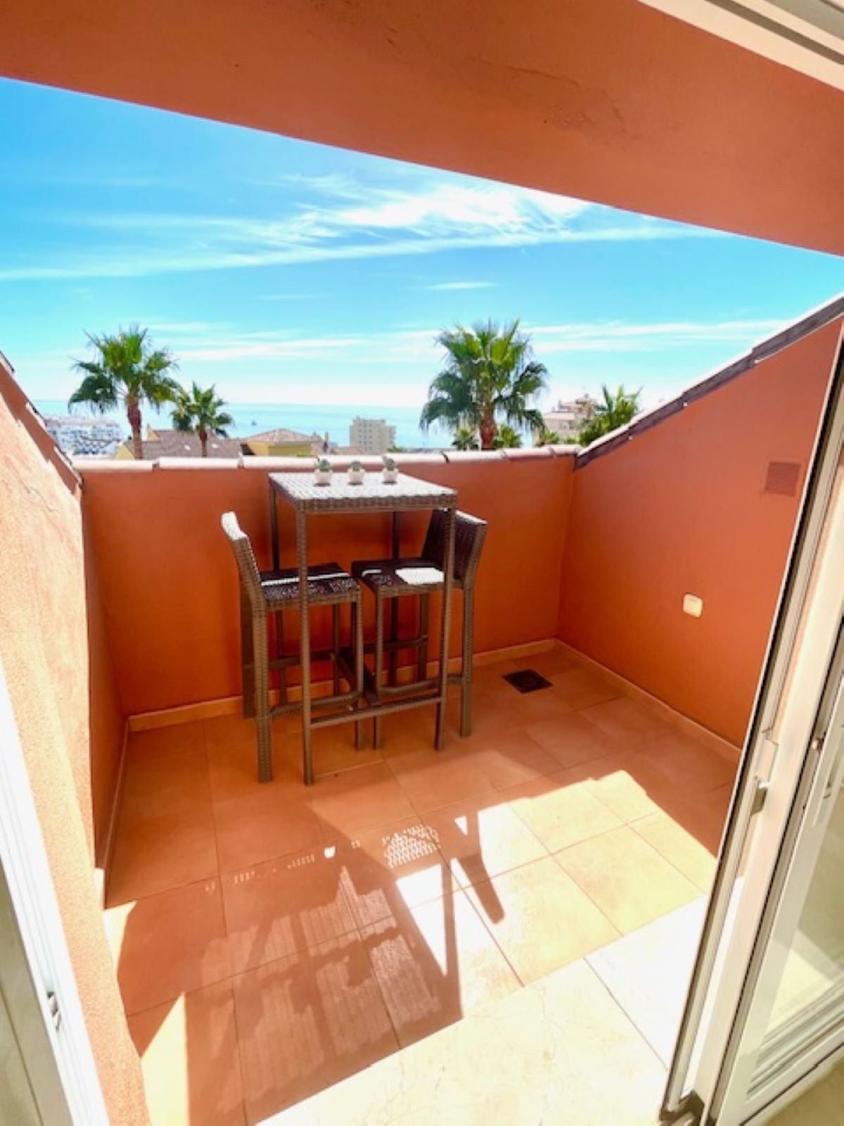 Appartement te koop in Estepona | 3 slaapkamers H5160226