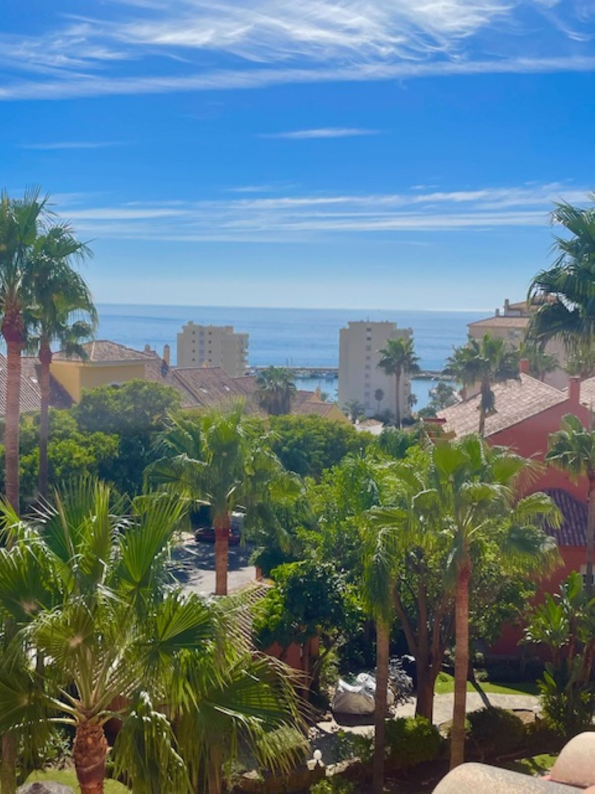 Appartement te koop in Estepona | 3 slaapkamers H5160226