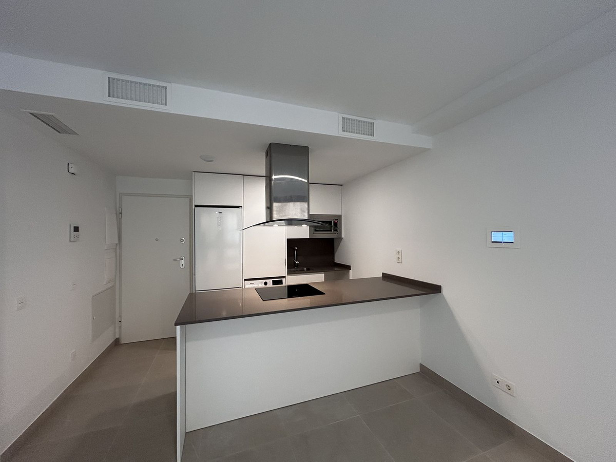 Appartement te koop in Estepona | 1 slaapkamers H5161321
