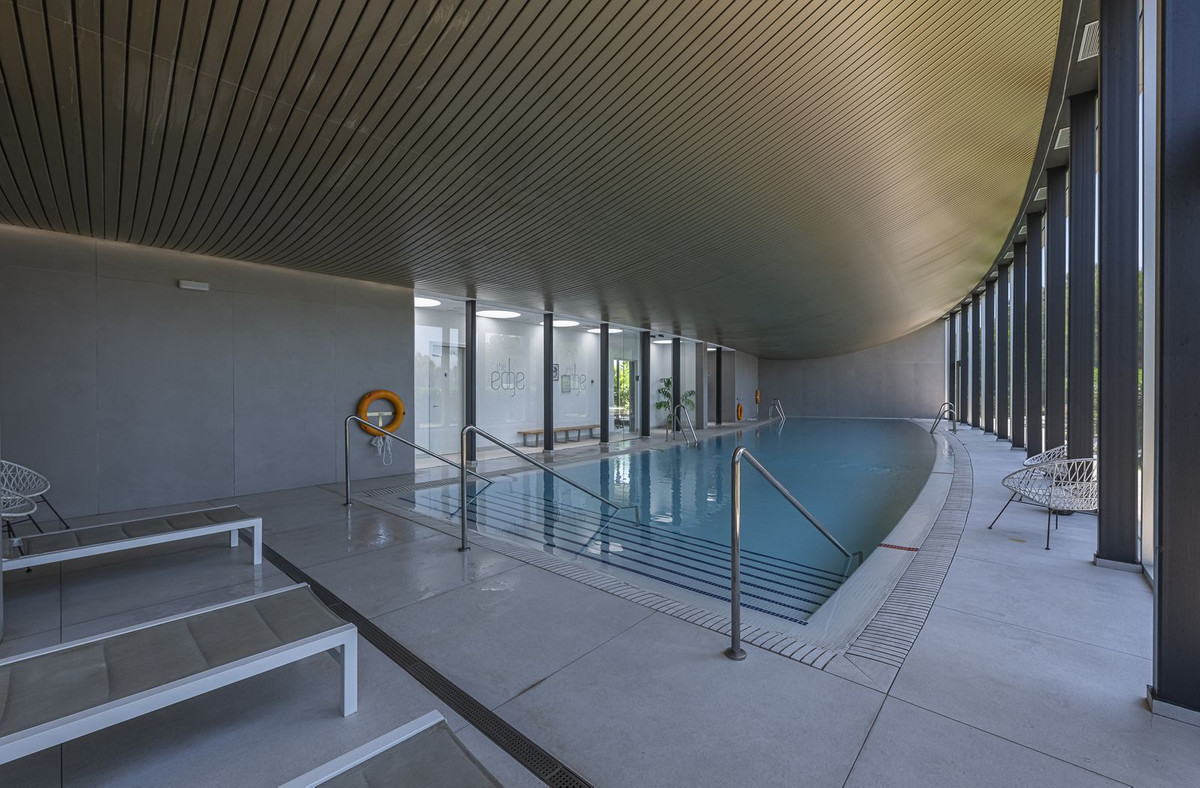 Property main view 64