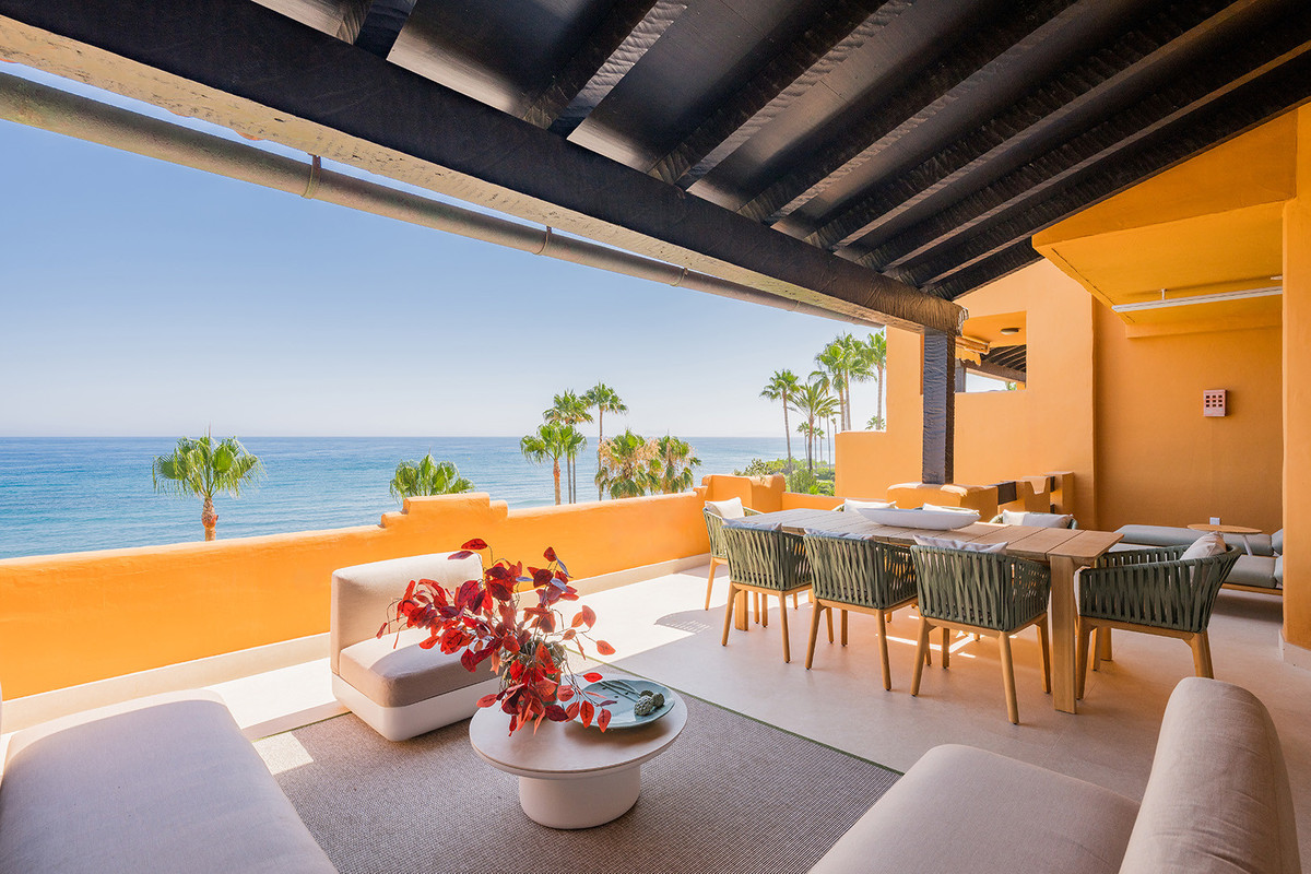 Appartement te koop in Estepona | 4 slaapkamers H5166178