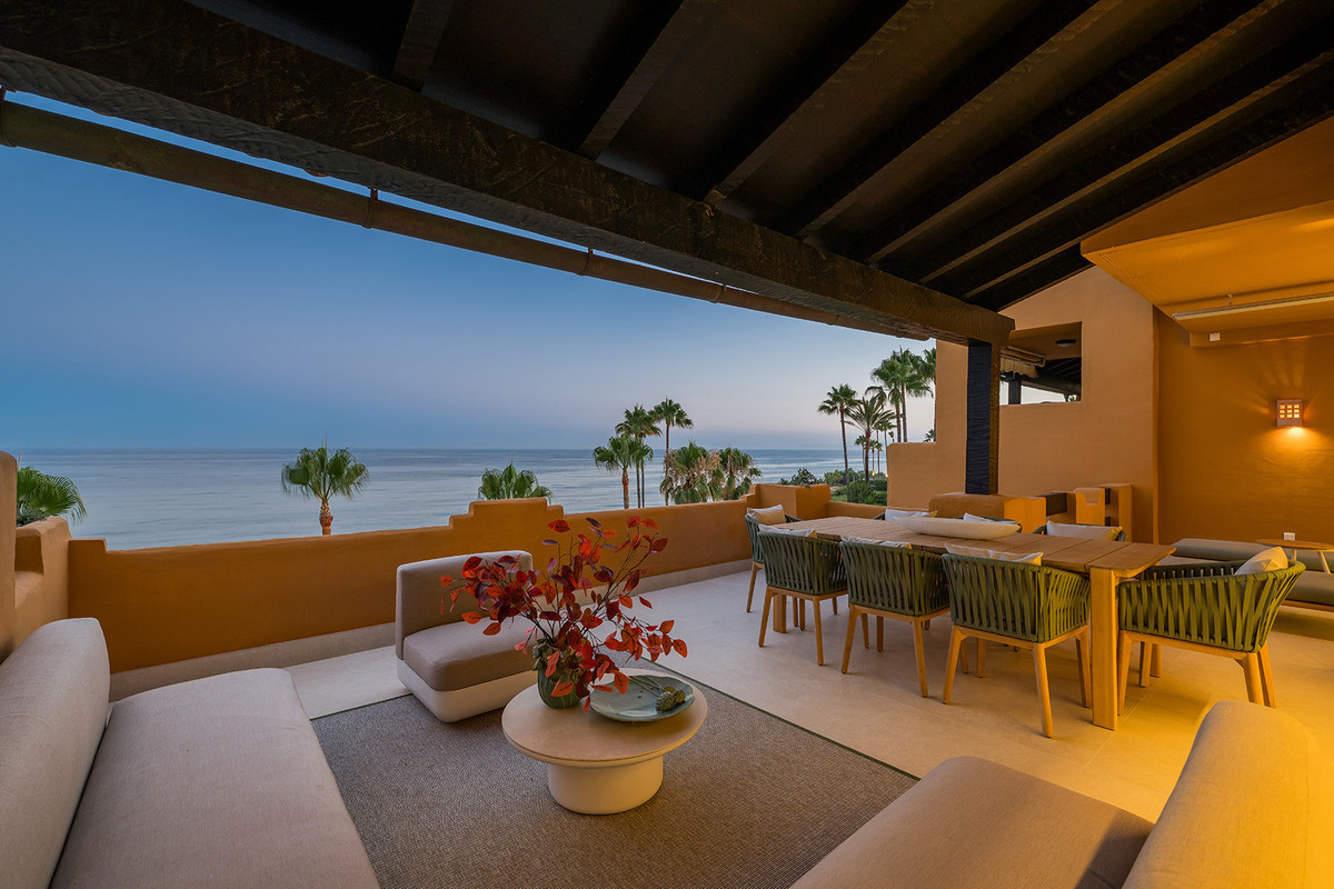 Appartement te koop in Estepona | 4 slaapkamers H5166178