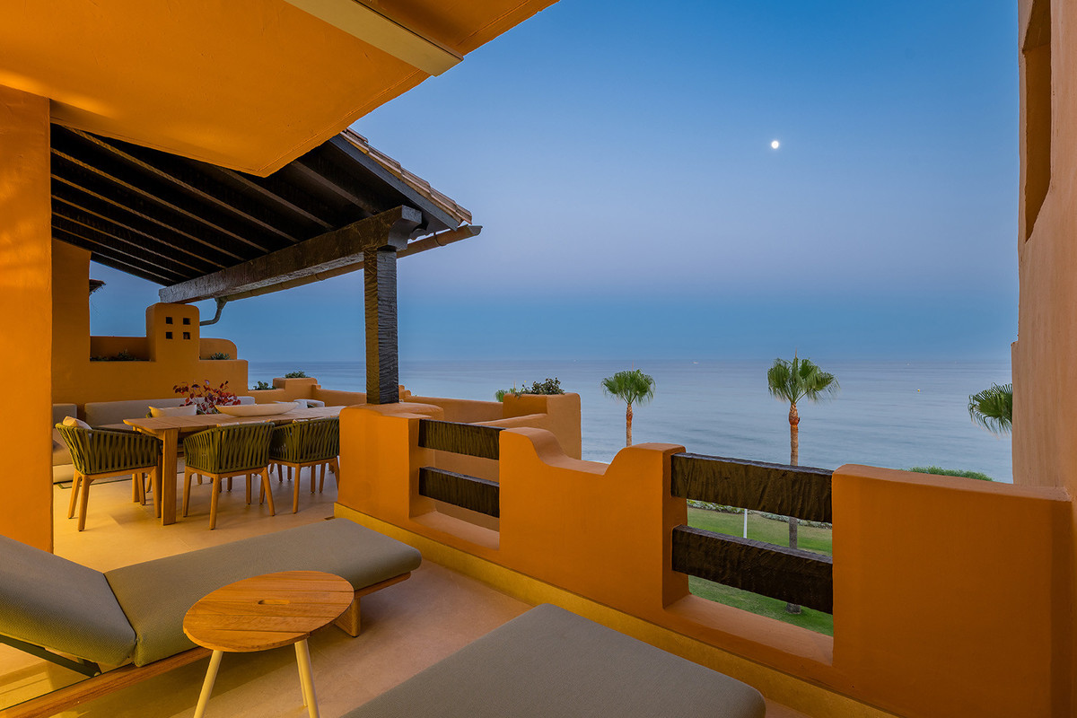 Appartement te koop in Estepona | 4 slaapkamers H5166178