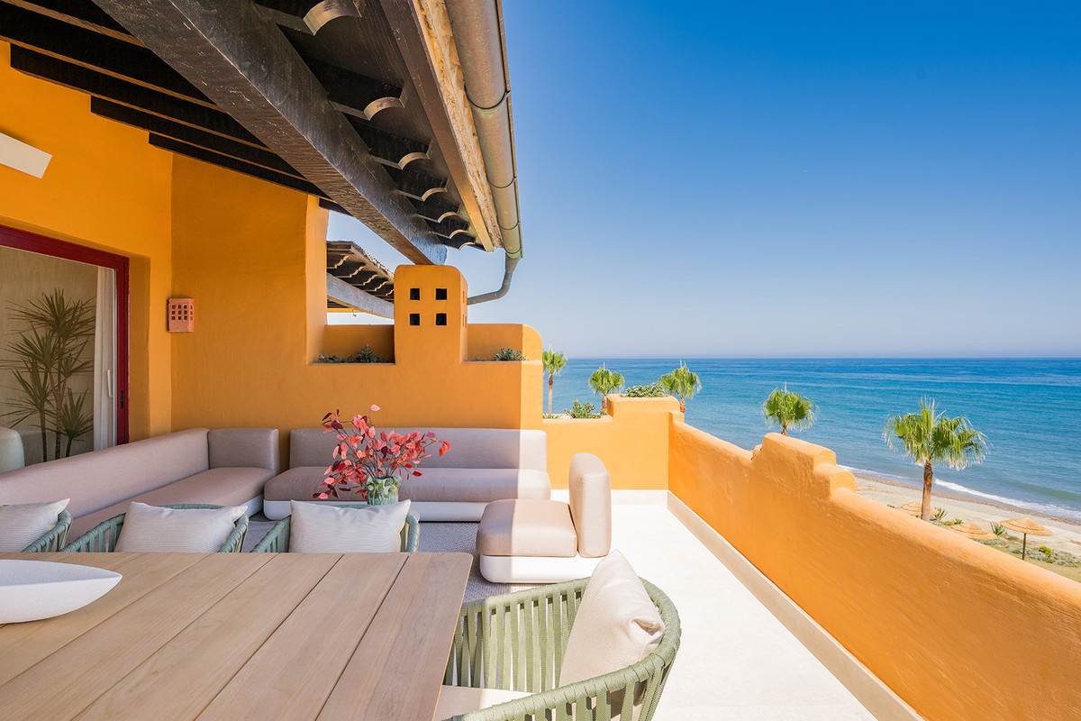 Appartement te koop in Estepona | 4 slaapkamers H5166178