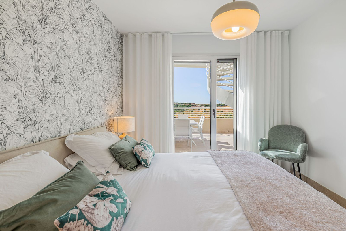 Penthouse te koop in Estepona | 2 slaapkamers H5183275